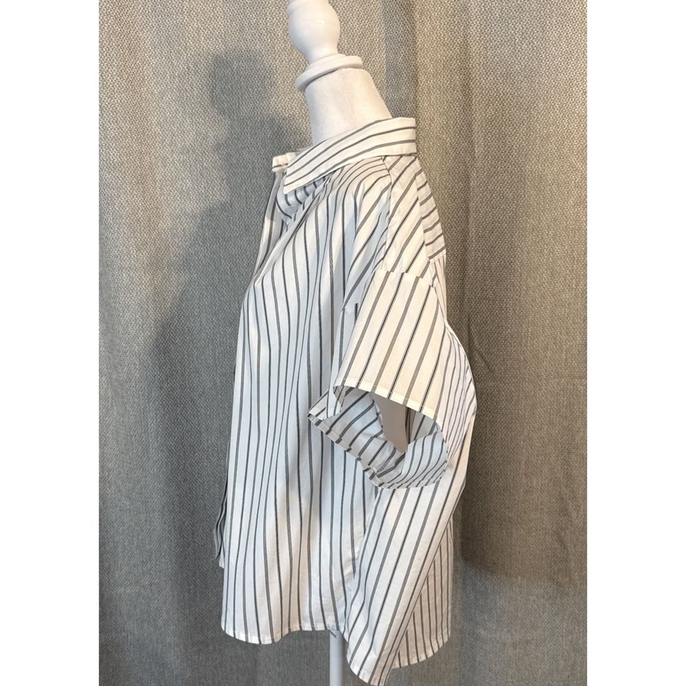 Elan Striped Crop Button Down Blouse Women's Size Medium Office Minimalist White - Picture 4 of 10